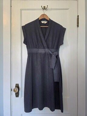 Iconic Skunkfunk Nuria Wrap Dress – Spanish Size 5 – Dark gray/black